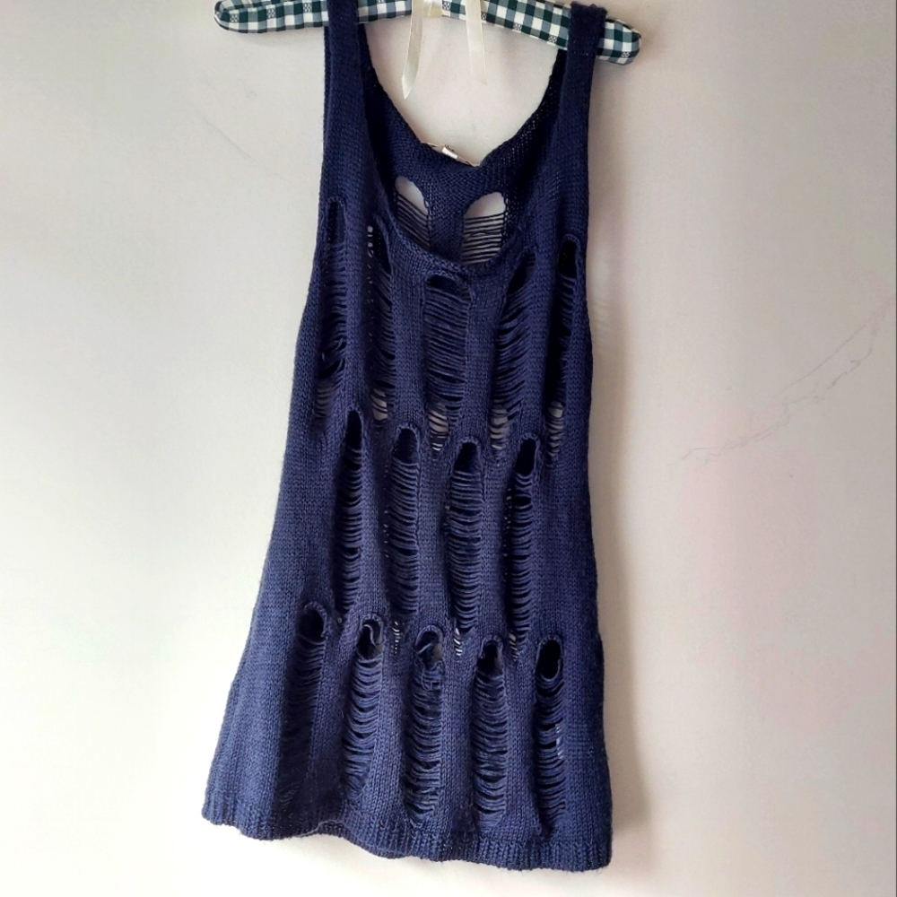 YA L.A. *Y2K* Boutique sweater tank, long cut, loose lace-like weave, RARE ** Sm
